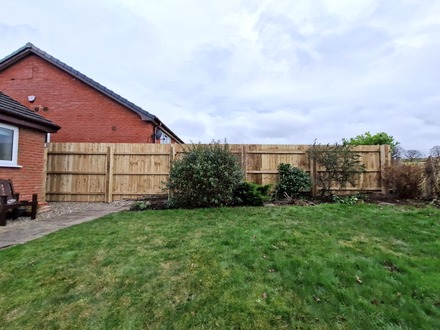 installation_of_boundary_fence_in_flint After