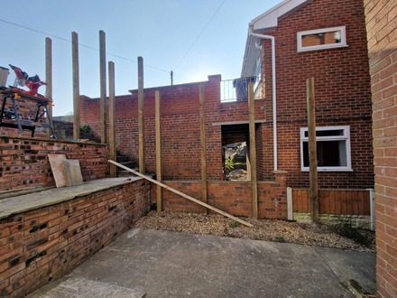 privacy_horizontal_fencing_installation After