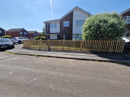 gate_and_picket_fence_installation After